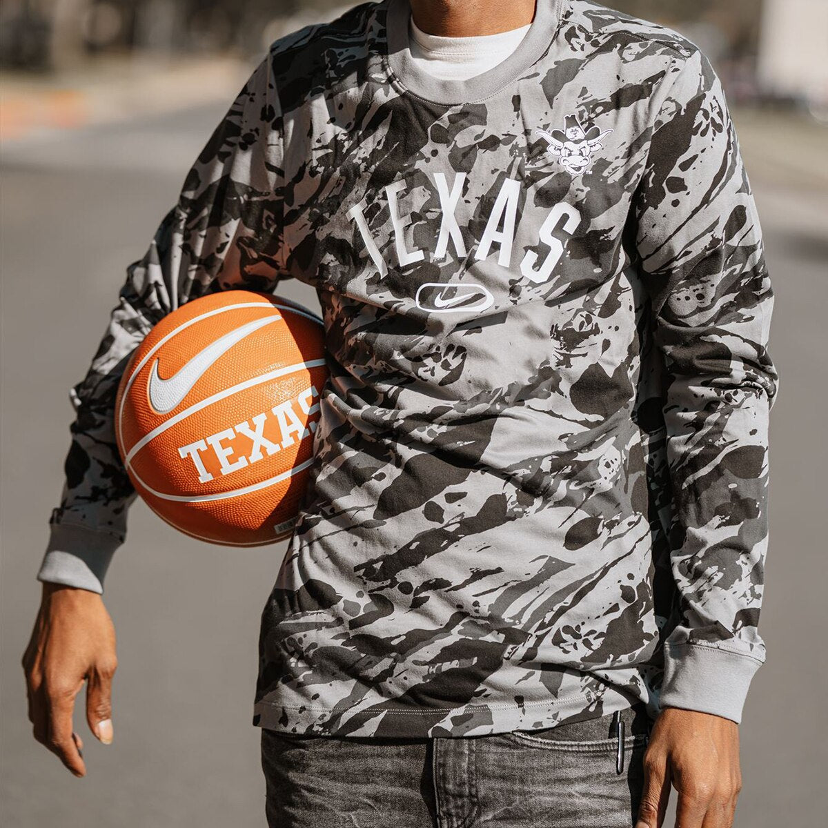 希少！！【NIKE ナイキ】Texas Longhorns カレッジロンT L Nike Texas Longhorns Women's Academic Colorblocked Full Zip