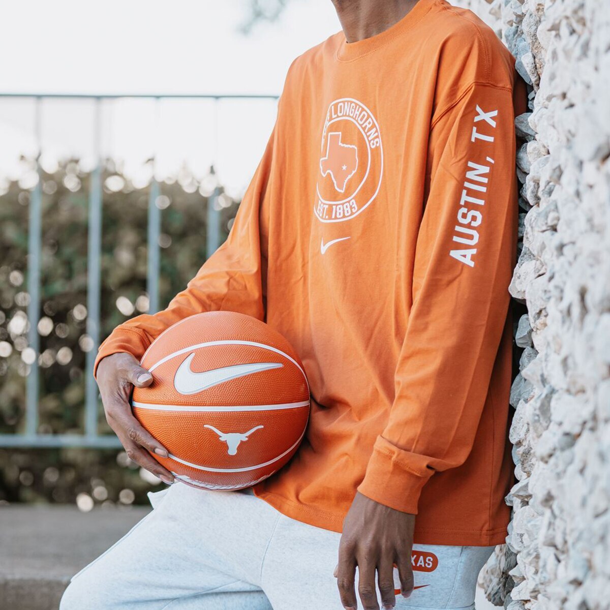 Nike Texas Longhorns Max90 Long-Sleeve T-Shirt – University