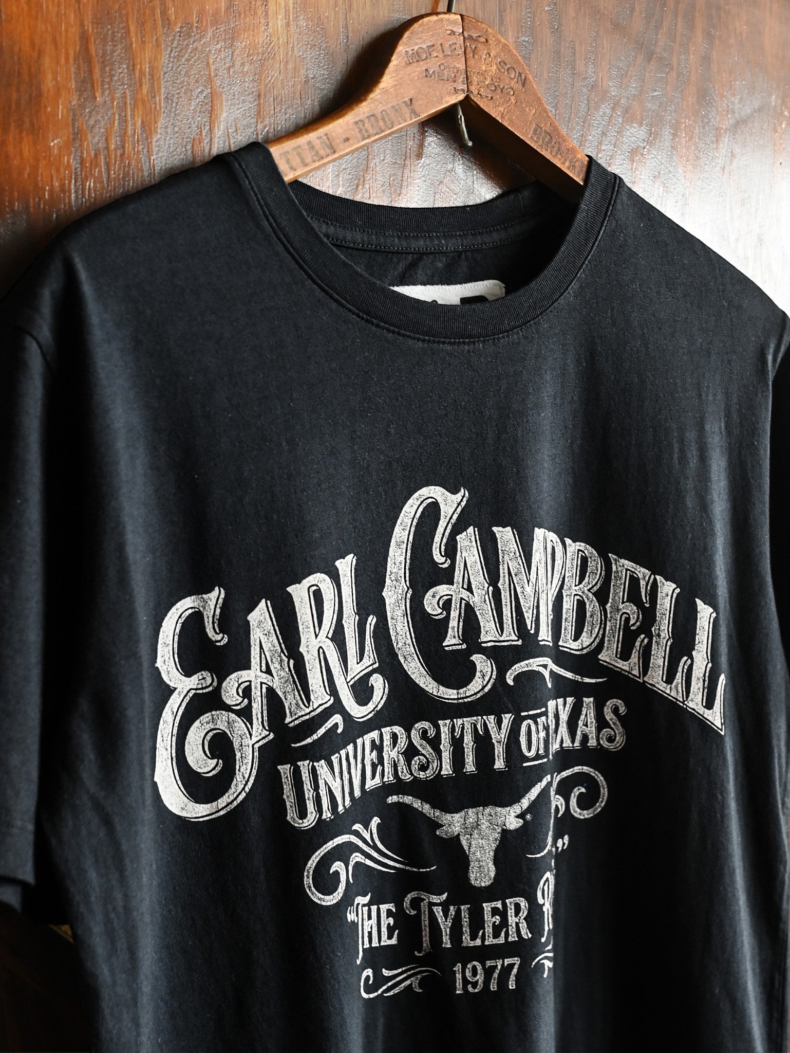 Roots of Fight Texas Longhorns Earl Campbell Script The Tyler Rose Tee