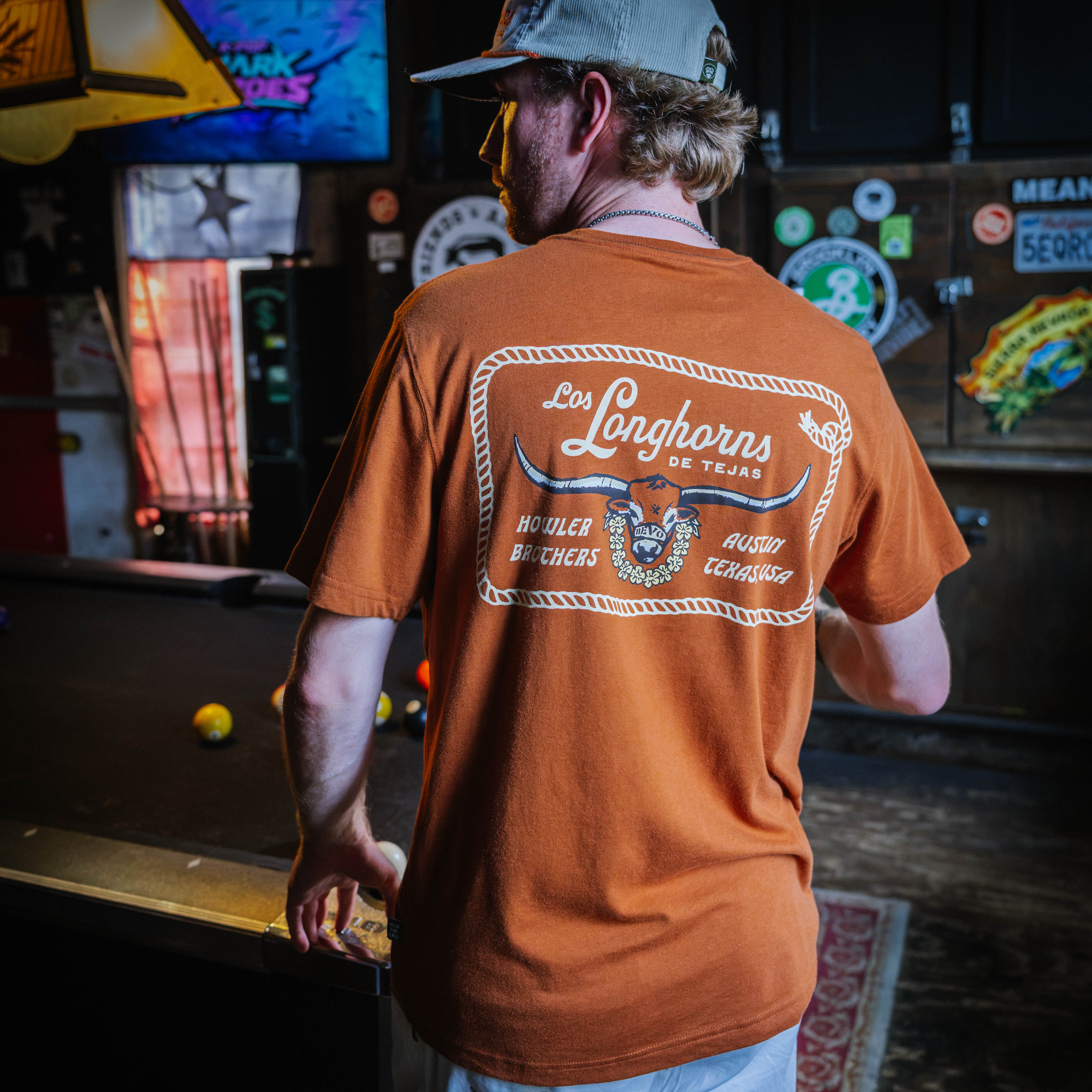 Howler Bros Los Longhorns De Tejas Los Bevo Buckle Front and Back Tee