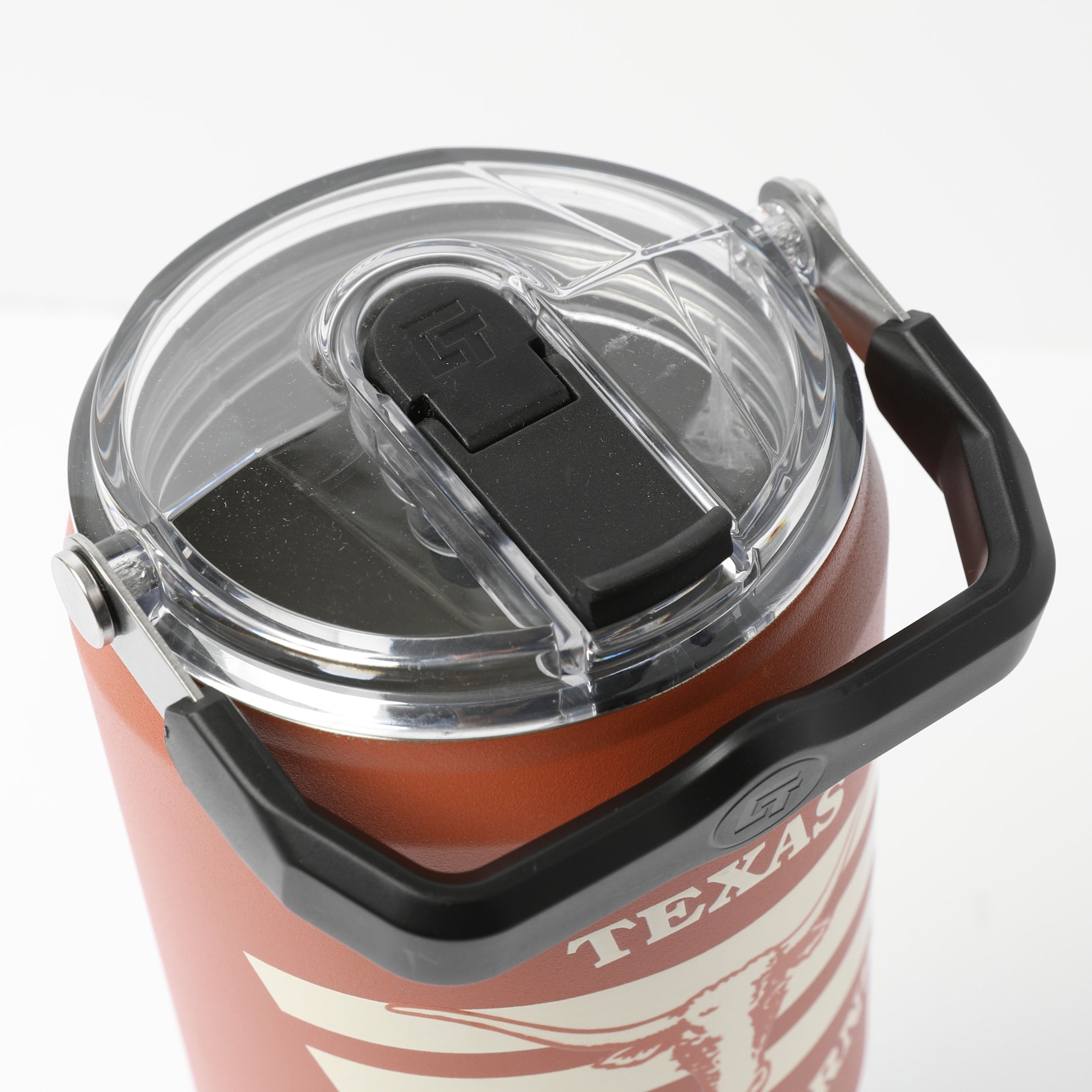 Double-Function Lid Made from Tritan™ – 100% BPA-free and built tough