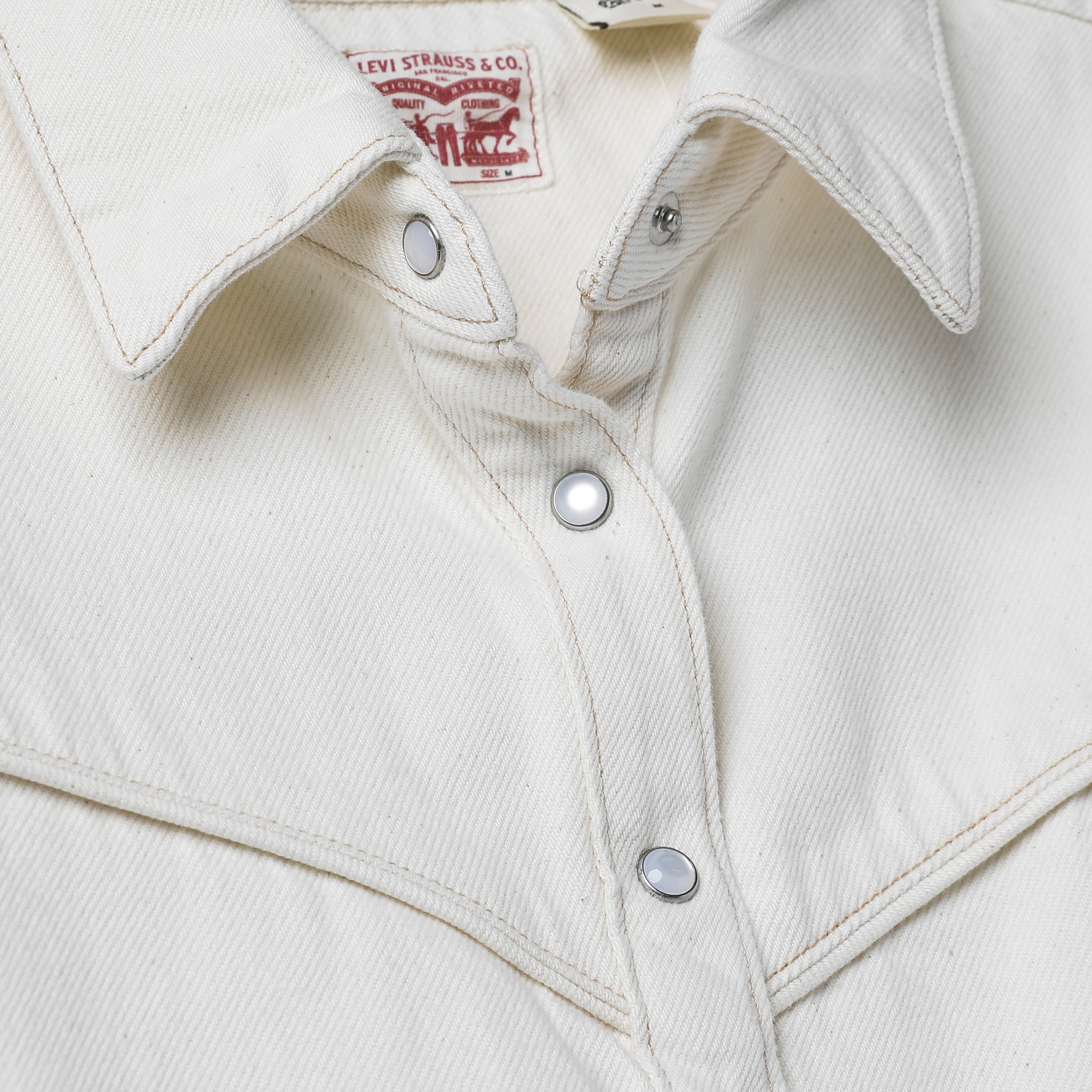 Levi's Women's Logan Short Sleeve Denim Shirt