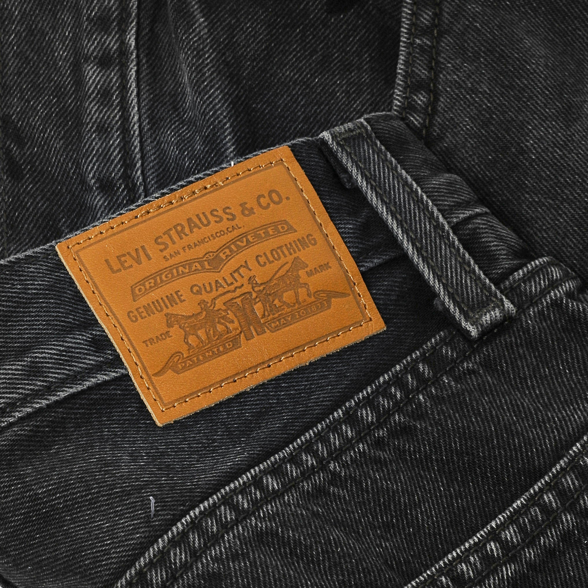 Levi's Women's Easy Dad Jeans