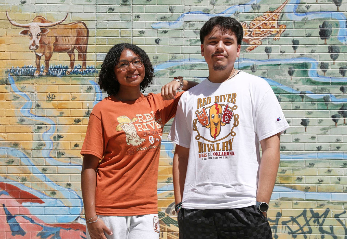 UT fans repping Longhorn gear