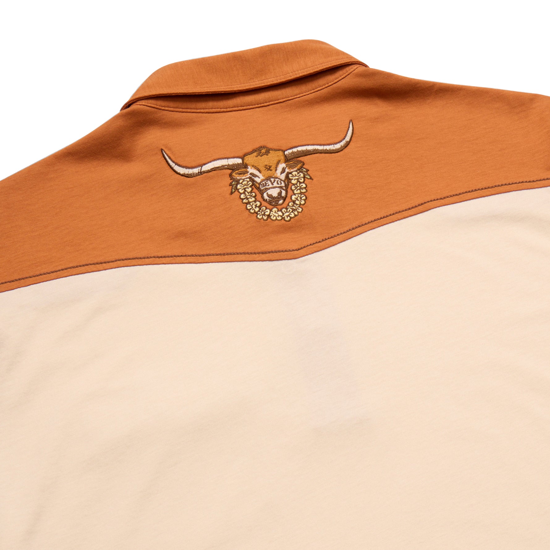 Howler Bros Los Longhorns De Tejas Ranchero Bevo on Back Polo